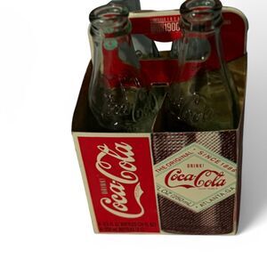 Vintage Coca-cola 4-8.5 fl.oz green glass bottles with Coca-Cola carrying box